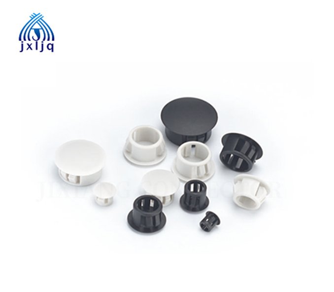 Plastic-Clip-1